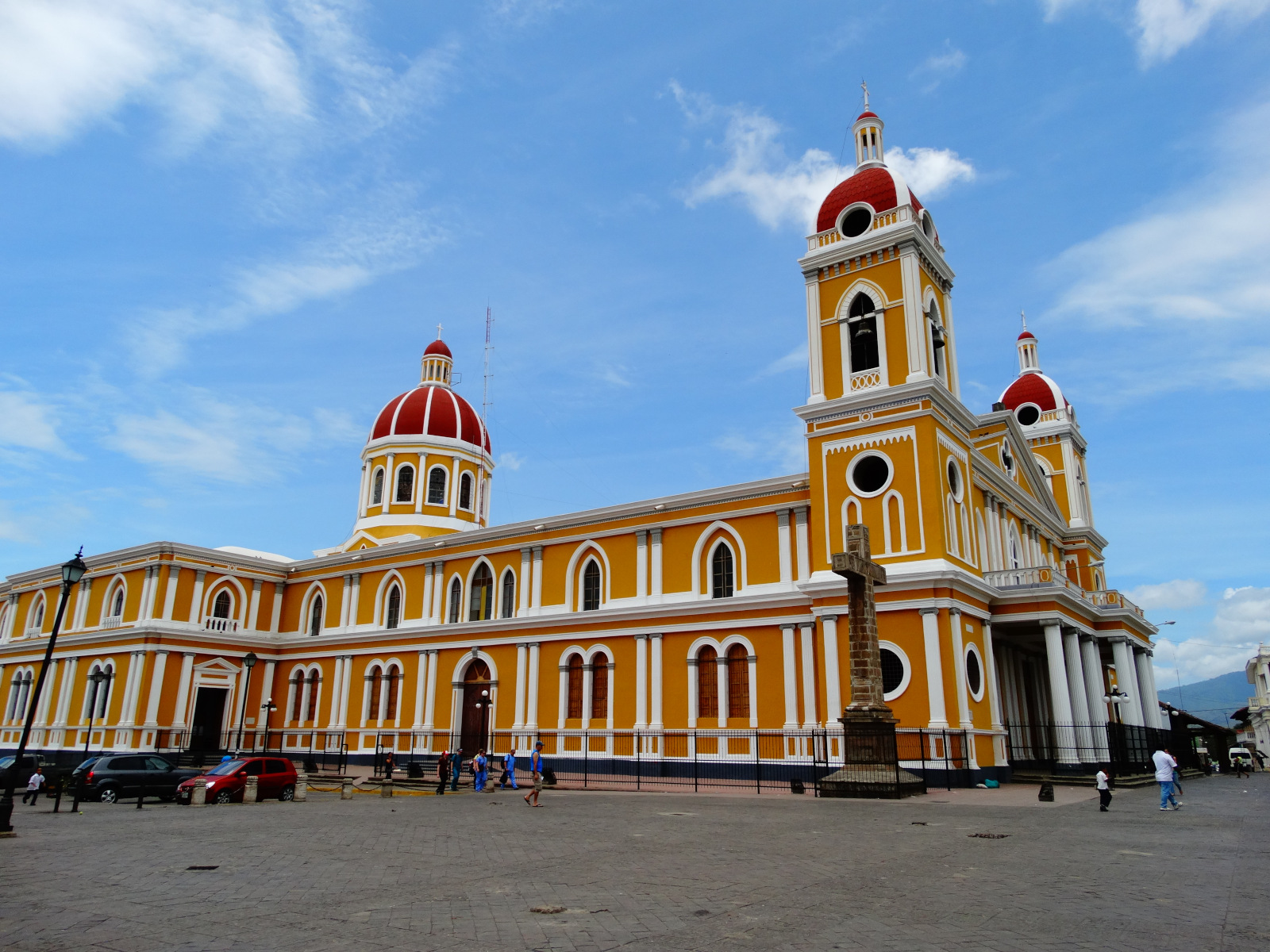 Catedral Granada nicaragua 16x12 walking tour