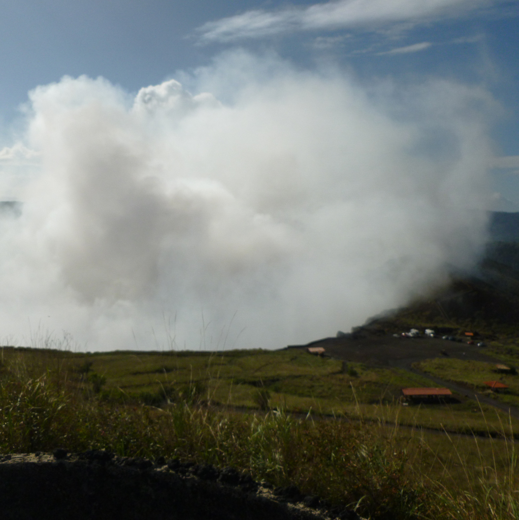 Cratere del vulcano Masaya visto dall'alto
